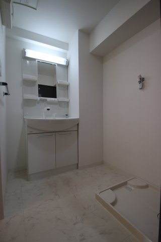 洗面設備　脱衣スペースもあります