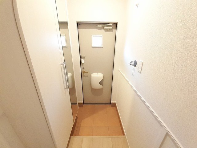 玄関　明るい玄関です