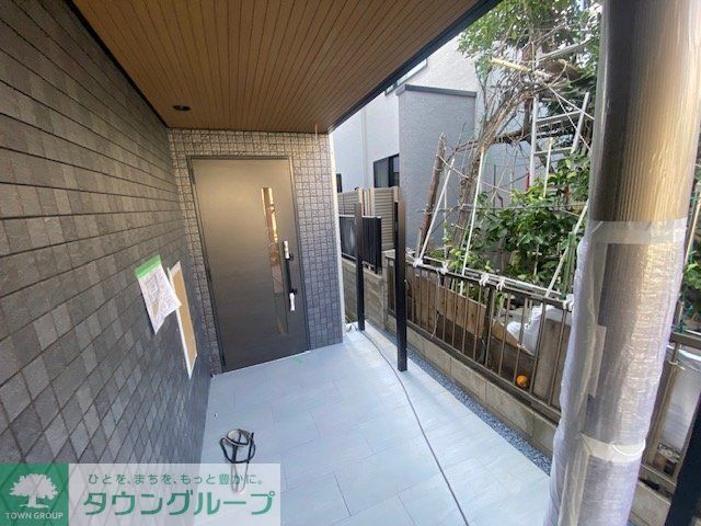 エントランス　エントランス