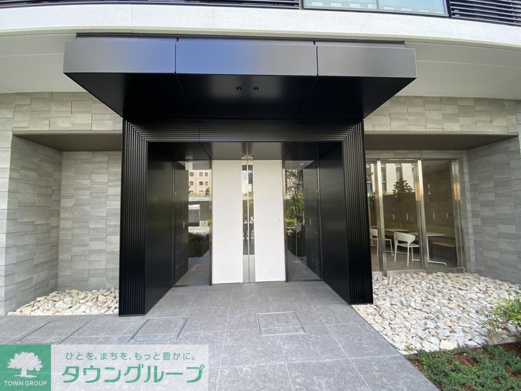 エントランス　エントランス