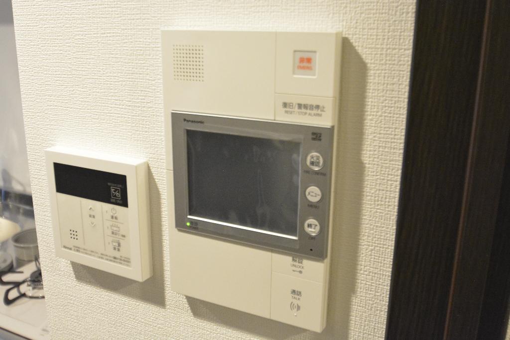 セキュリティ　カメラ付インターホン