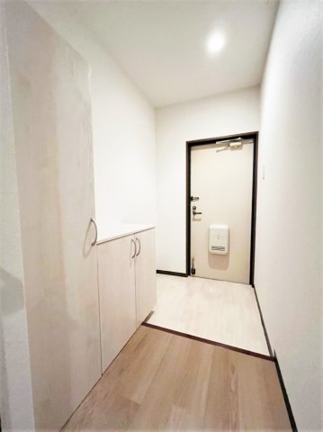 玄関　同物件、類似間取りのイメージ写真です