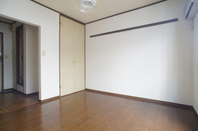 その他部屋・スペース　日当たり良好なお部屋！暖かな日差しが入ります♪