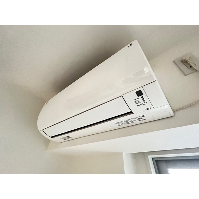 その他設備　エアコン　※退去前の為他号室の写真です。