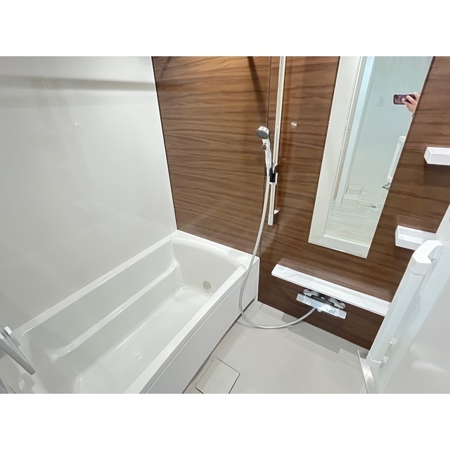 バス・シャワールーム　※退去前の為他号室の写真です。