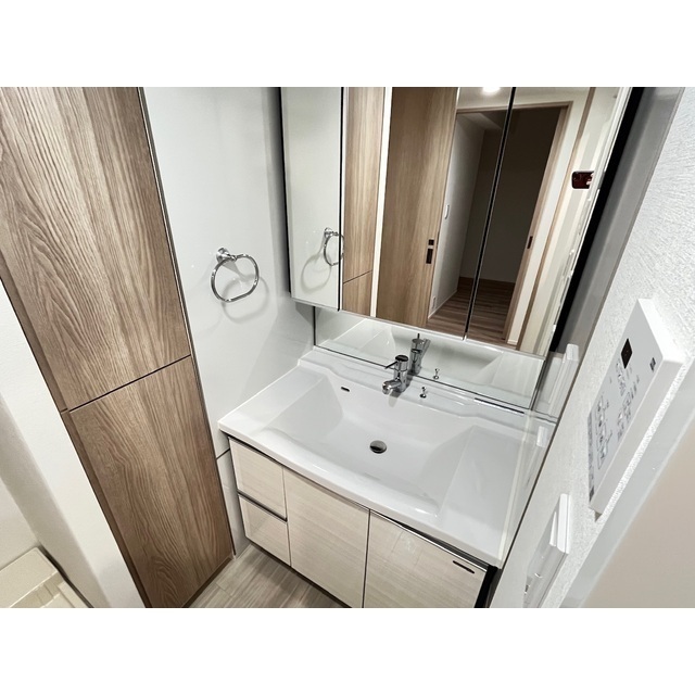 洗面設備　※退去前の為他号室の写真です。