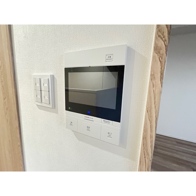セキュリティ　ＴＶモニターホン　※退去前の為他号室の写真です。