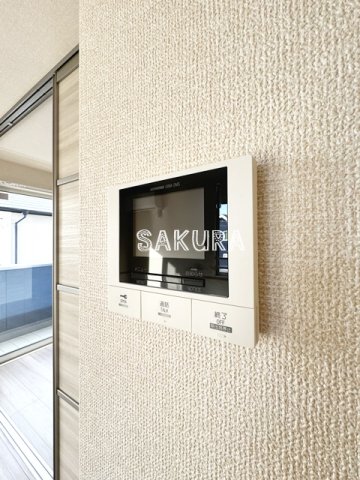 セキュリティ　女性の方でも安心のモニター付きインターフォン♪