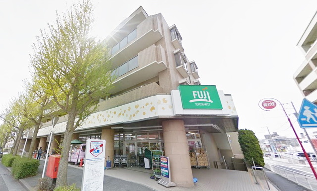 スーパー　Fuji（スーパー）まで828m