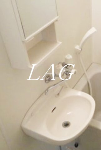 洗面設備　洗面台です。