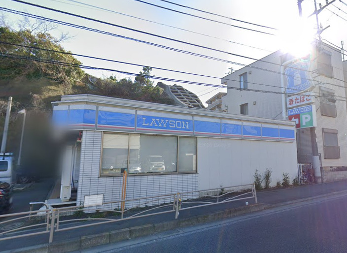 コンビニ　ローソン 富岡東五丁目店（コンビニ）まで725m