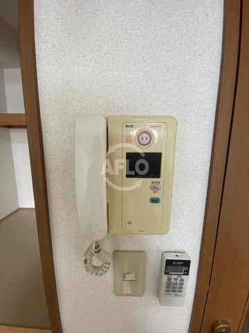 セキュリティ　ドミール江戸堀　ＴＶ付モニターホン