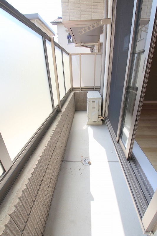 バルコニー　※別部屋の参考写真です。