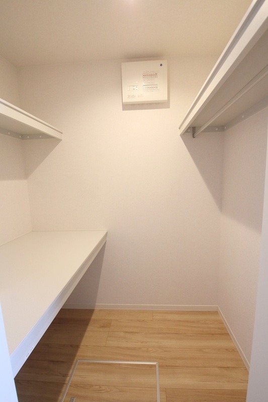 収納　※別部屋の参考写真です。