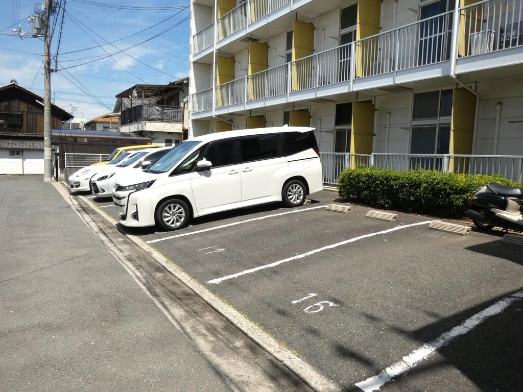 駐車場　駐車場枠1台有ります！空き確認はお問い合わせください☆
