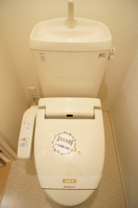 トイレ　図面と現状に相違がある場合には現状を優先