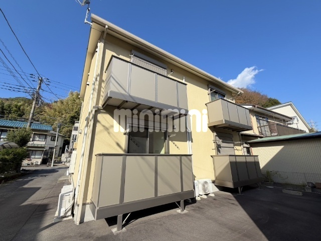 建物外観　住環境良好です。