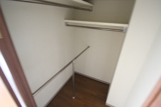 収納　ウォークインクローゼット