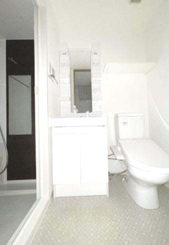 洗面設備　★シャワー付き独立洗面台★