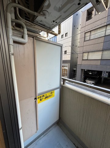 バルコニー　お洗濯にも便利なバルコニー付き