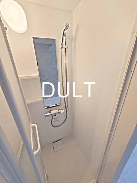 バス・シャワールーム　バスルームです。