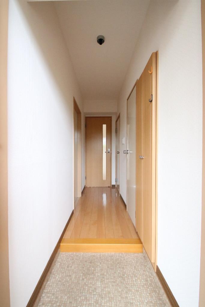 玄関　※他室参照