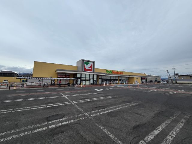 スーパー　ヨークベニマル福島鎌田店（スーパー）まで1783m