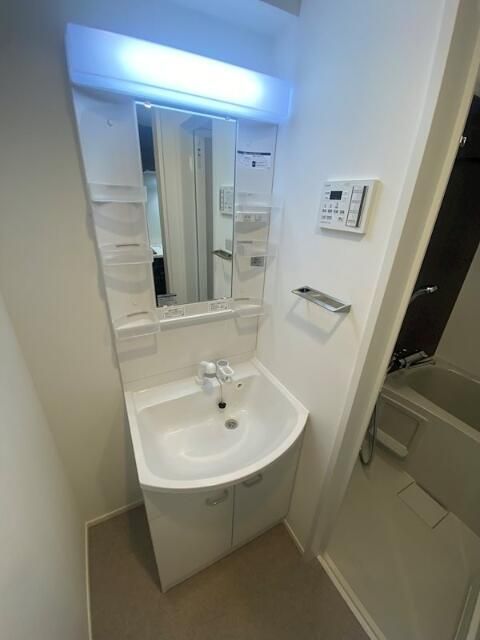 洗面設備　ヘアセットも簡単洗髪洗面化粧台☆