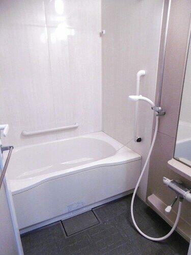 バス・シャワールーム　浴室　内装前