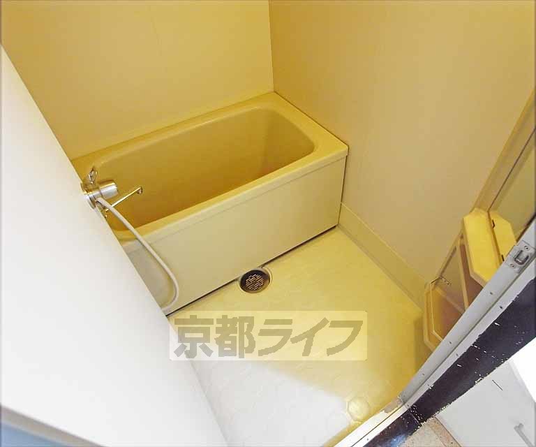 バス・シャワールーム　バスです