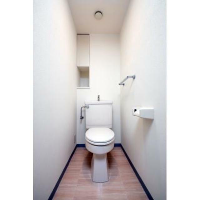トイレ　※写真は同タイプ住戸です。