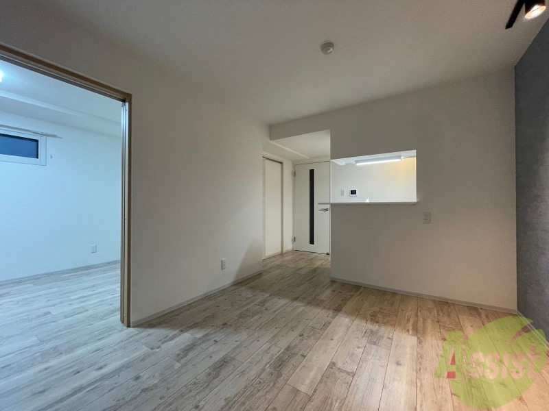 居室・リビング　広くてキレイなお部屋が広がっていて、充実した生活が送れそう。