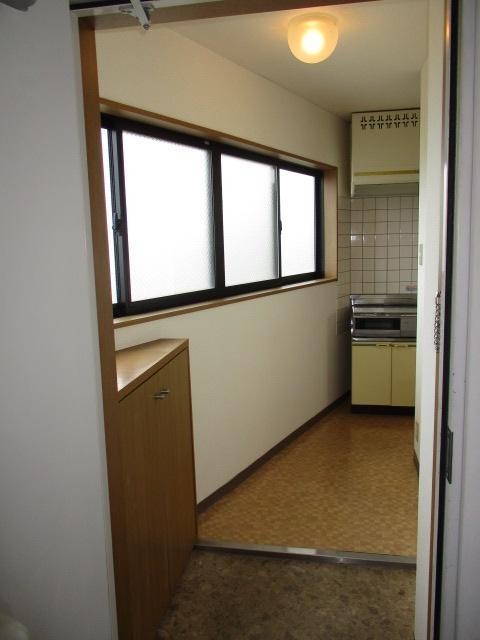 玄関　シューズボックス備え付けの玄関☆