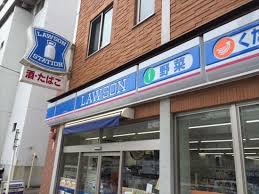コンビニ　ローソン 市谷仲之町店（コンビニ）まで199m