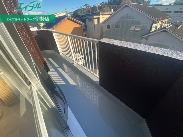 バルコニー　同物件別部屋写真