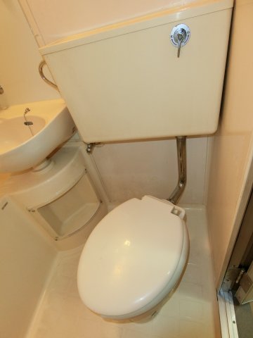 トイレ　宝コーポII　北区滝野川