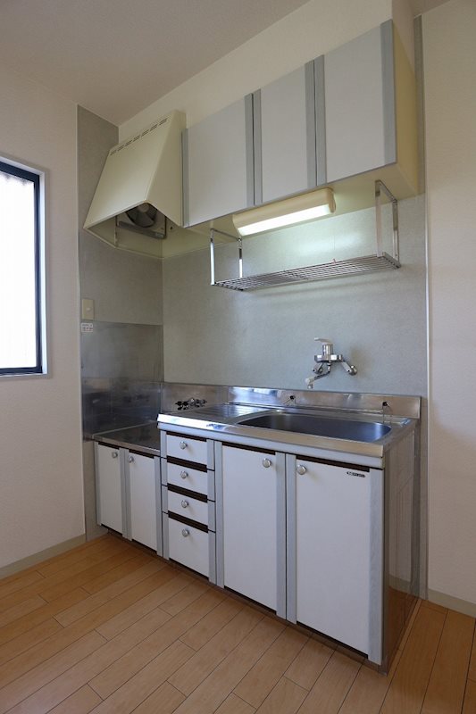 キッチン　※別号室の写真です。