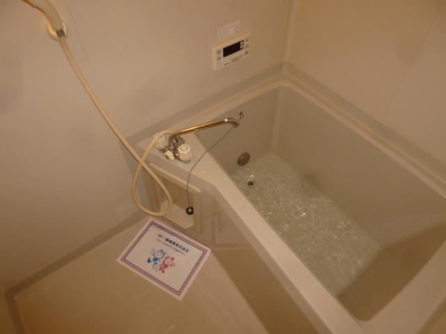 バス・シャワールーム　追炊き付き