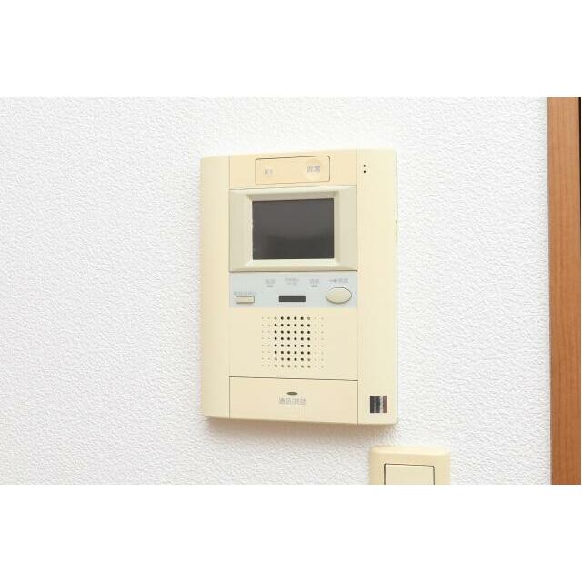 セキュリティ　モニター付きインターホンで防犯面も安心です！