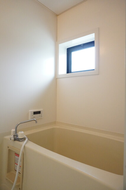 バス・シャワールーム　追焚機能付きバスルーム