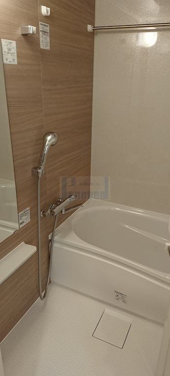 バス・シャワールーム　※別部屋参考写真※現況優先です