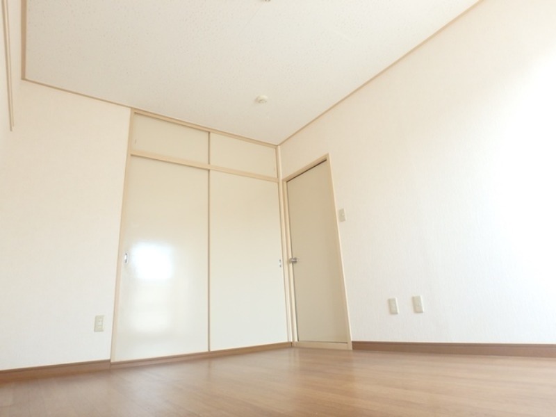 居室・リビング　図面と現状に相違がある場合には現状を優先