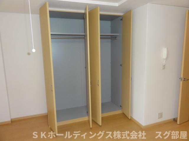 収納　リビング収納