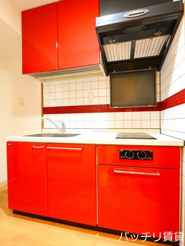 キッチン　※同型タイプの為、現状を優先いたします。