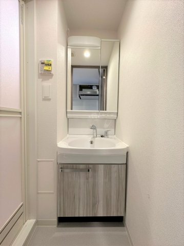 洗面設備　同施工会社の同仕様写真