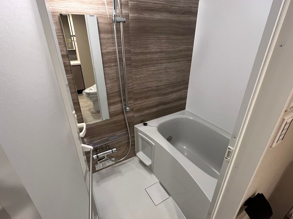 バス・シャワールーム