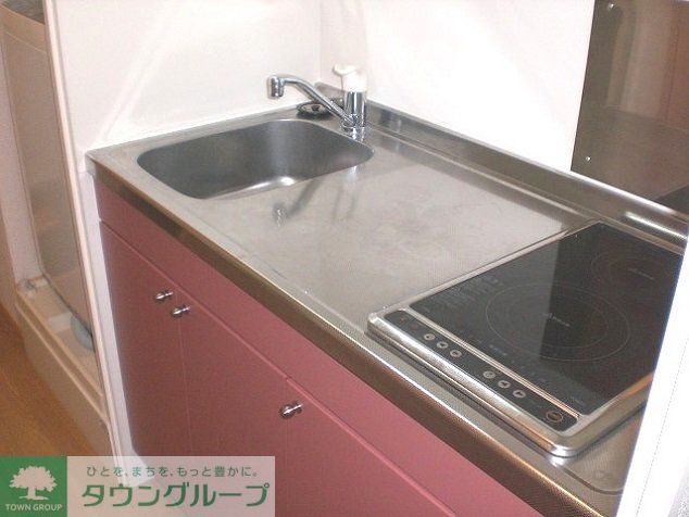 キッチン　設備・仕様は号室により異なる為、現況を優先致します。