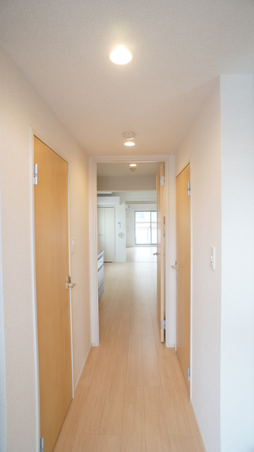 玄関　玄関には靴箱もあるのですっきりおさまりそうですね☆