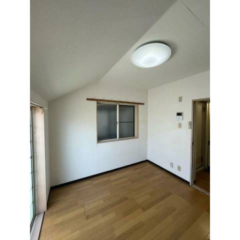 居室・リビング　※他部屋参考写真