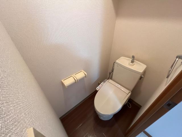 トイレ　シャワー付トイレ